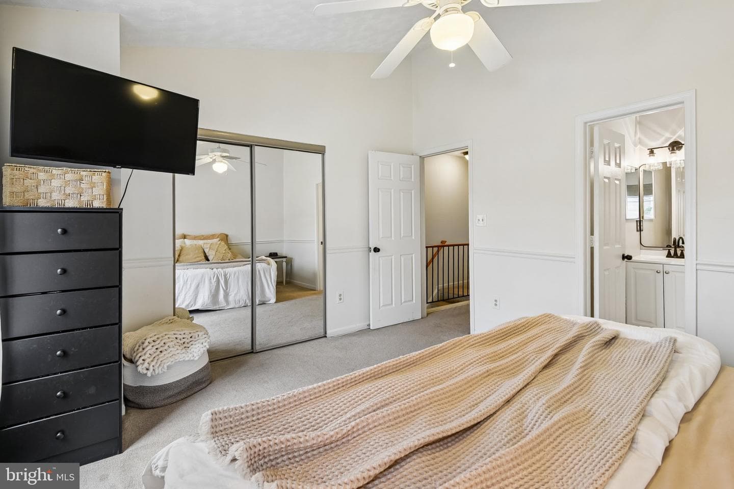 1431 Nestlewood Court photo 19
