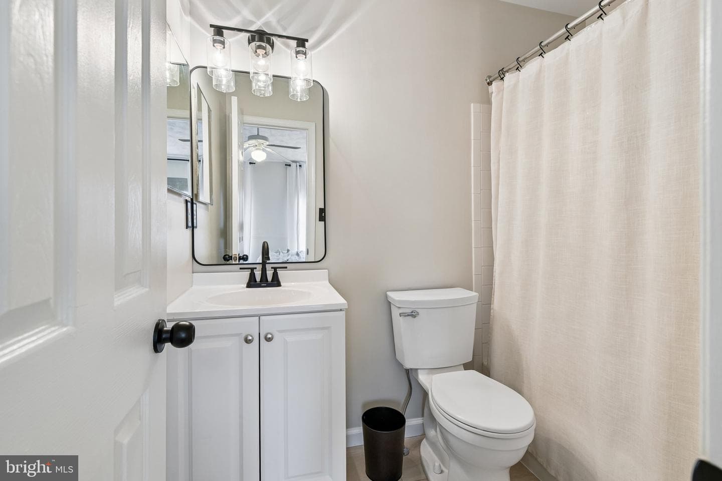 1431 Nestlewood Court photo 20