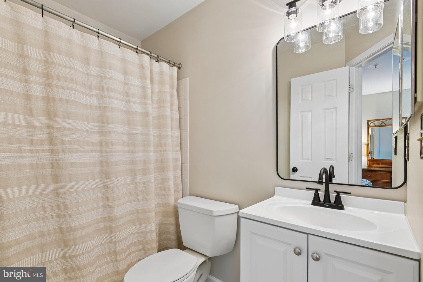 1431 Nestlewood Court photo 24