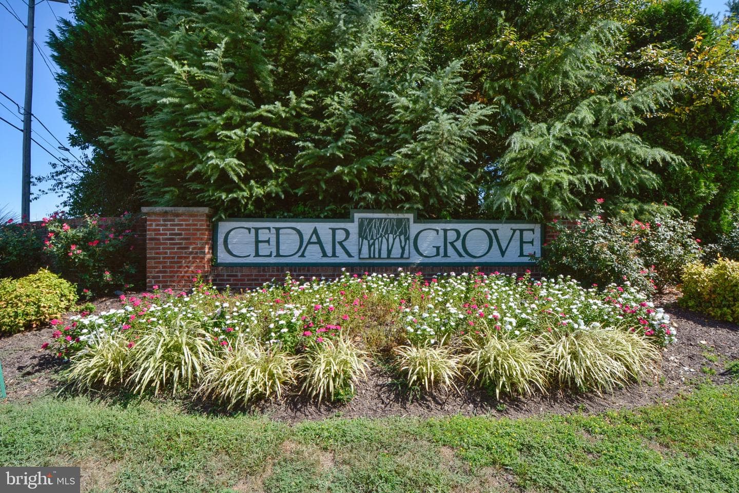 1431 Nestlewood Court photo 25