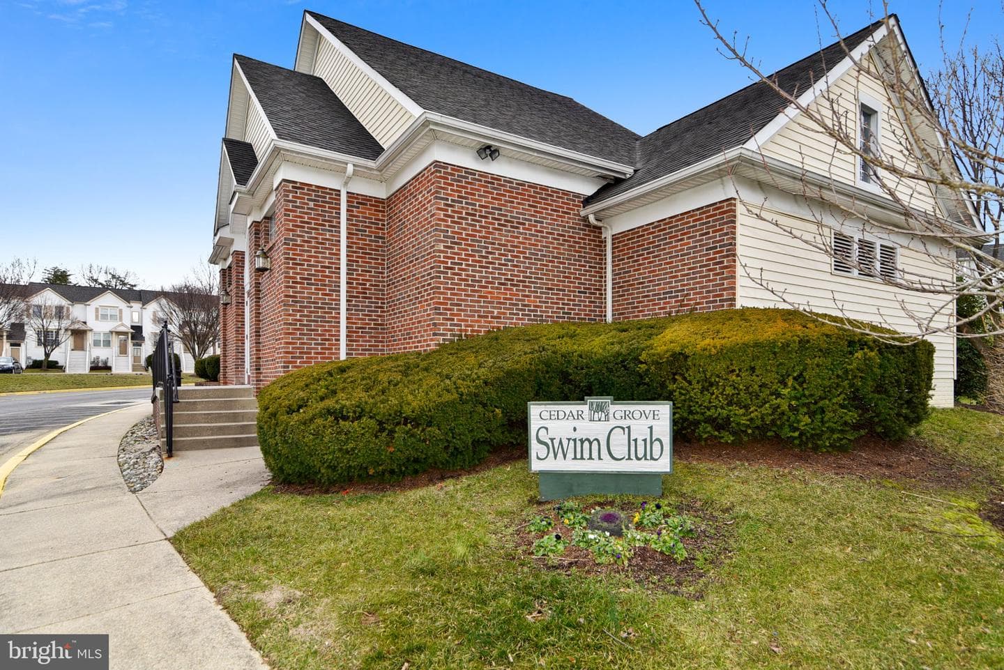 1431 Nestlewood Court photo 29