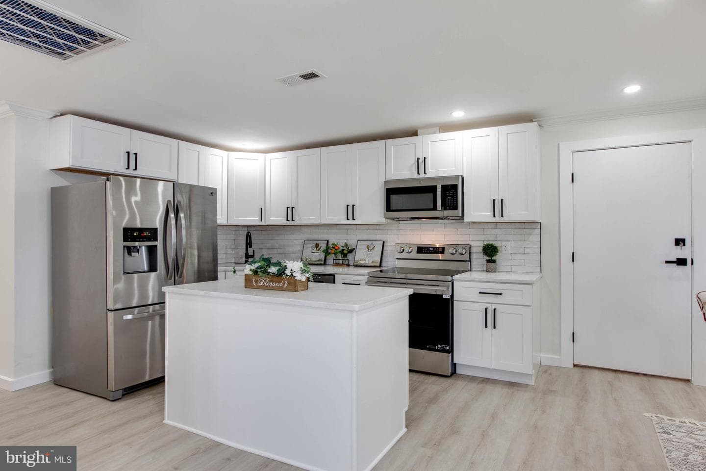 1241 Guildford Road photo 15