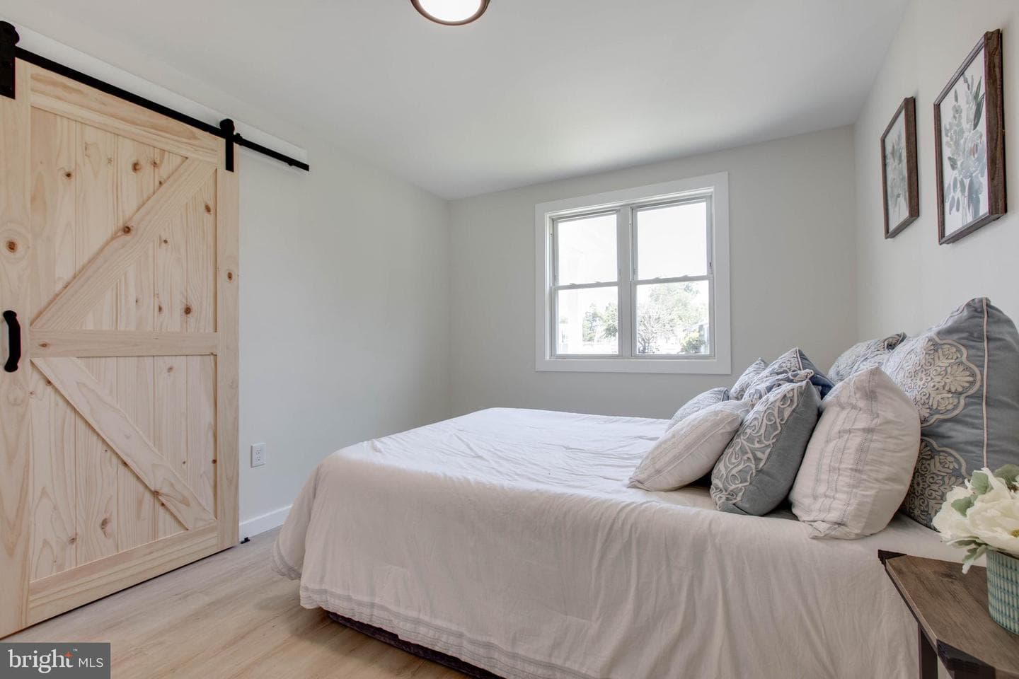 1241 Guildford Road photo 18