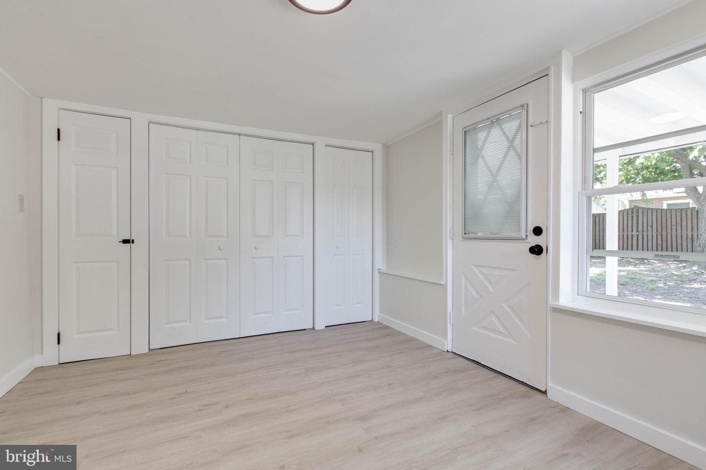 1241 Guildford Road photo 32