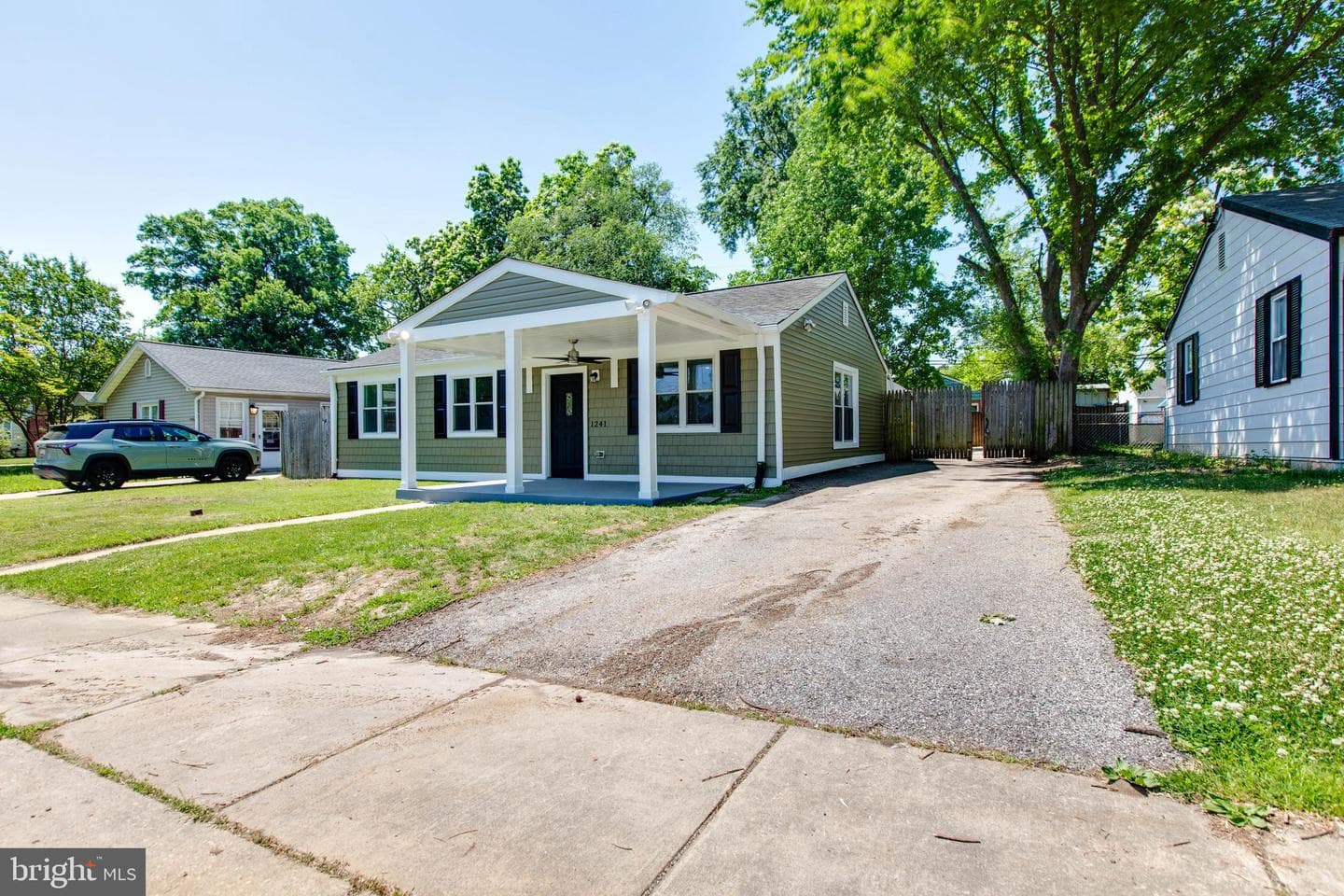 1241 Guildford Road photo 4