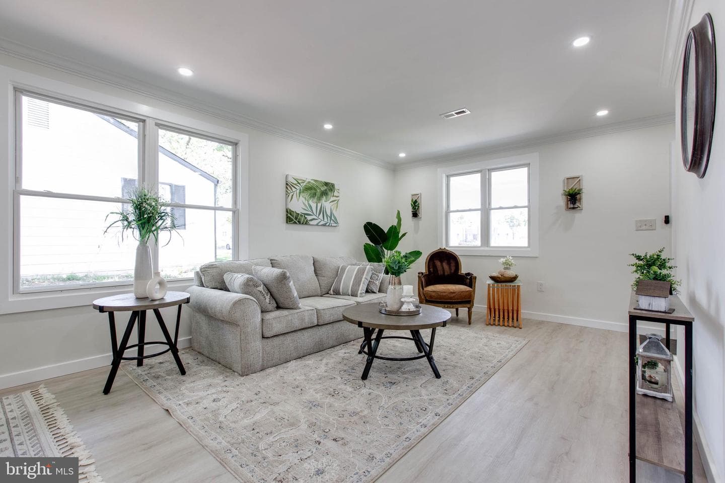 1241 Guildford Road photo 8