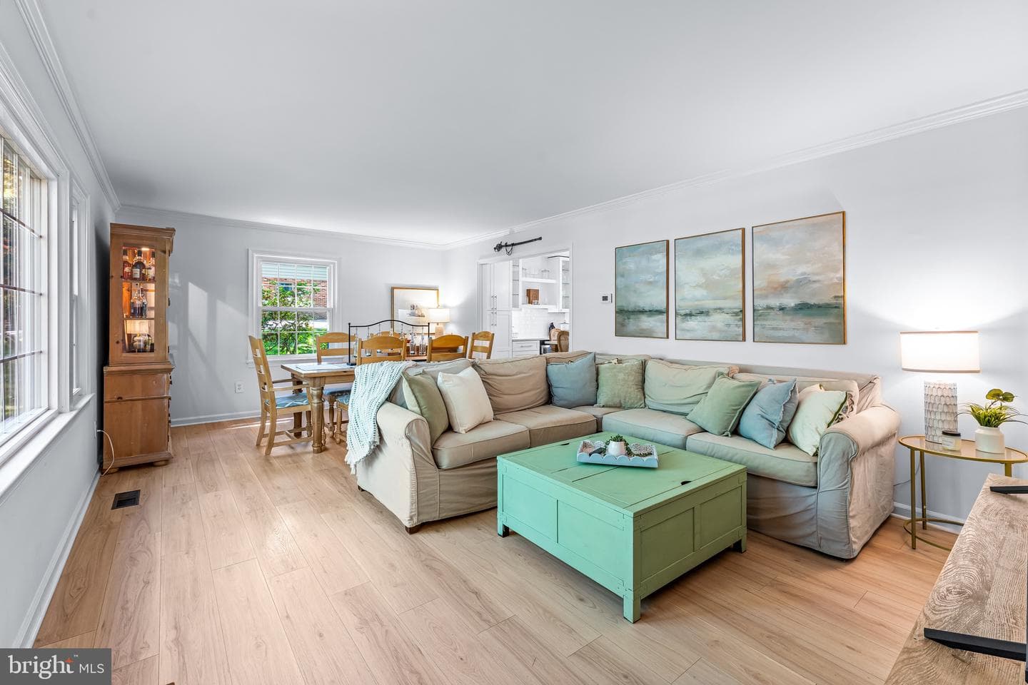 11 Saint Ives Drive photo 4