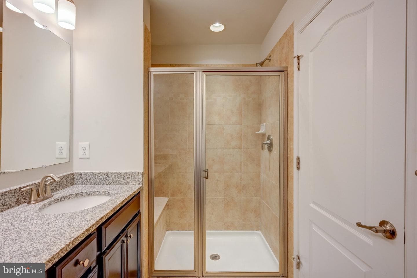1317 Hawthorn Drive photo 17