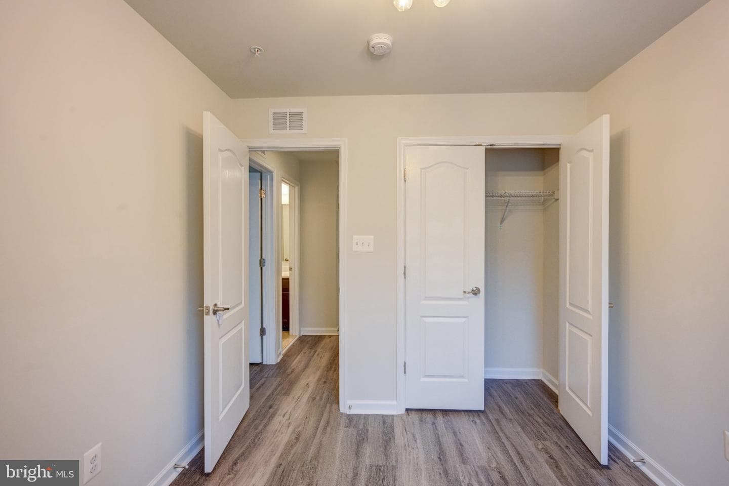 1317 Hawthorn Drive photo 22