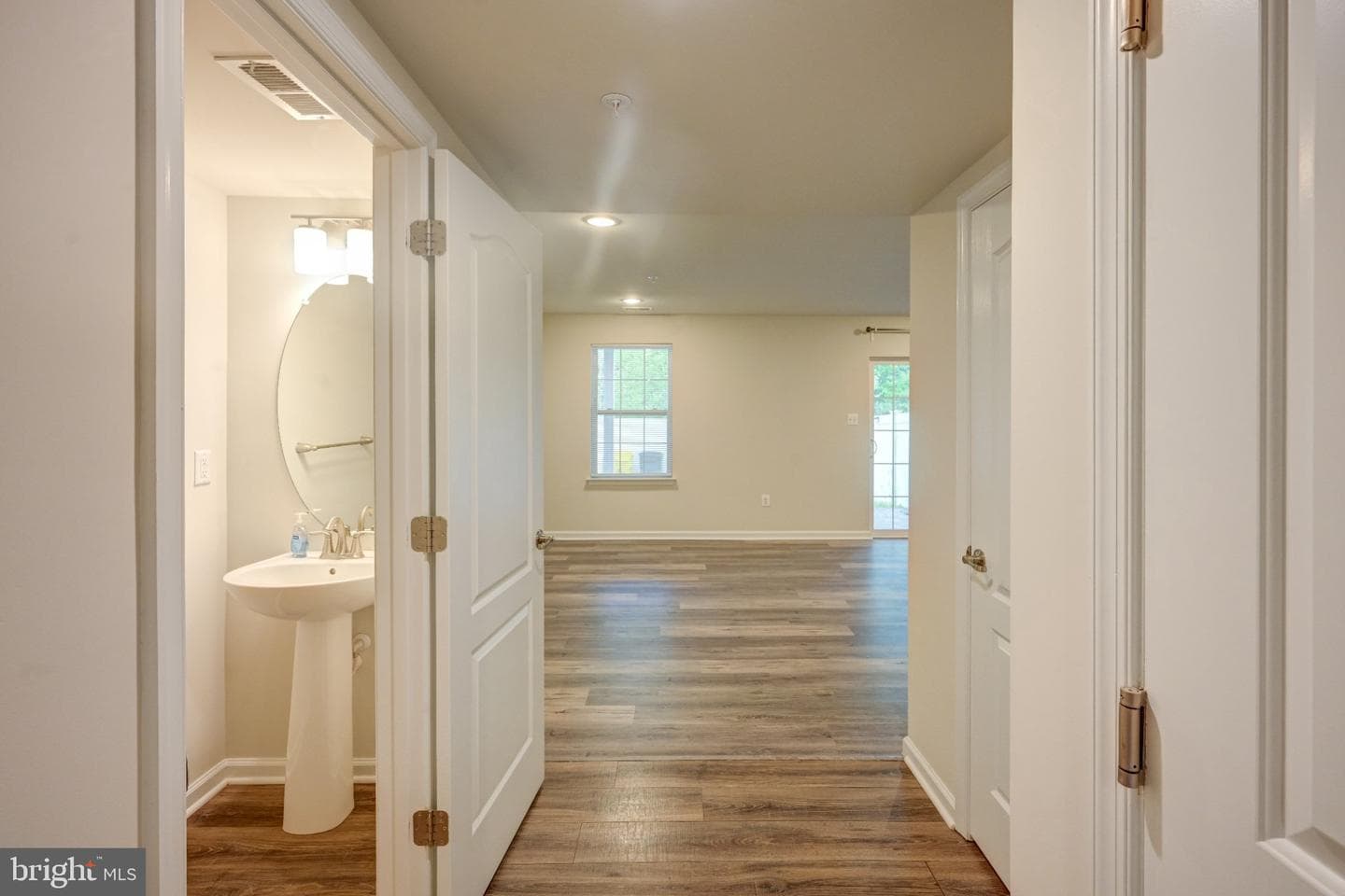 1317 Hawthorn Drive photo 32