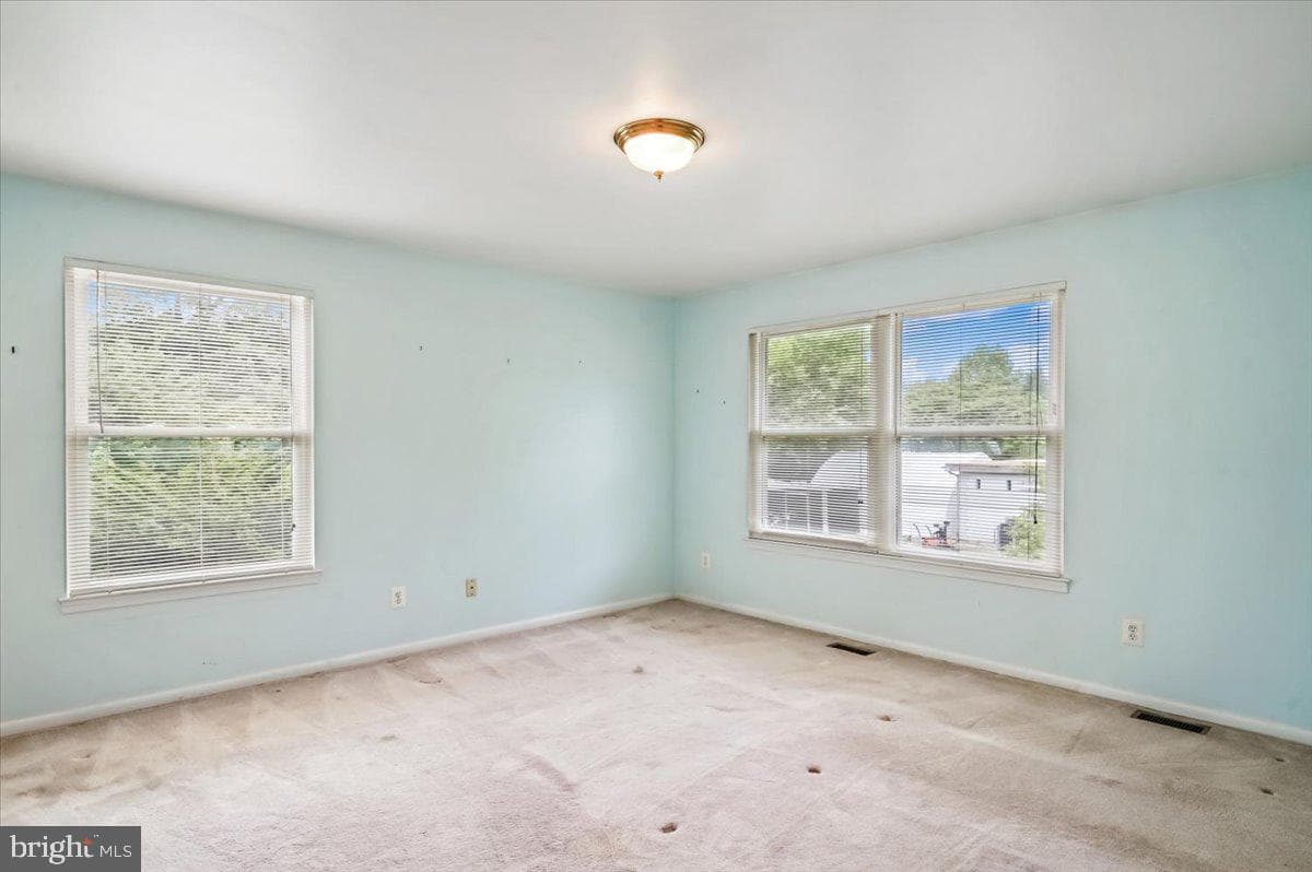 273 North Drive photo 12