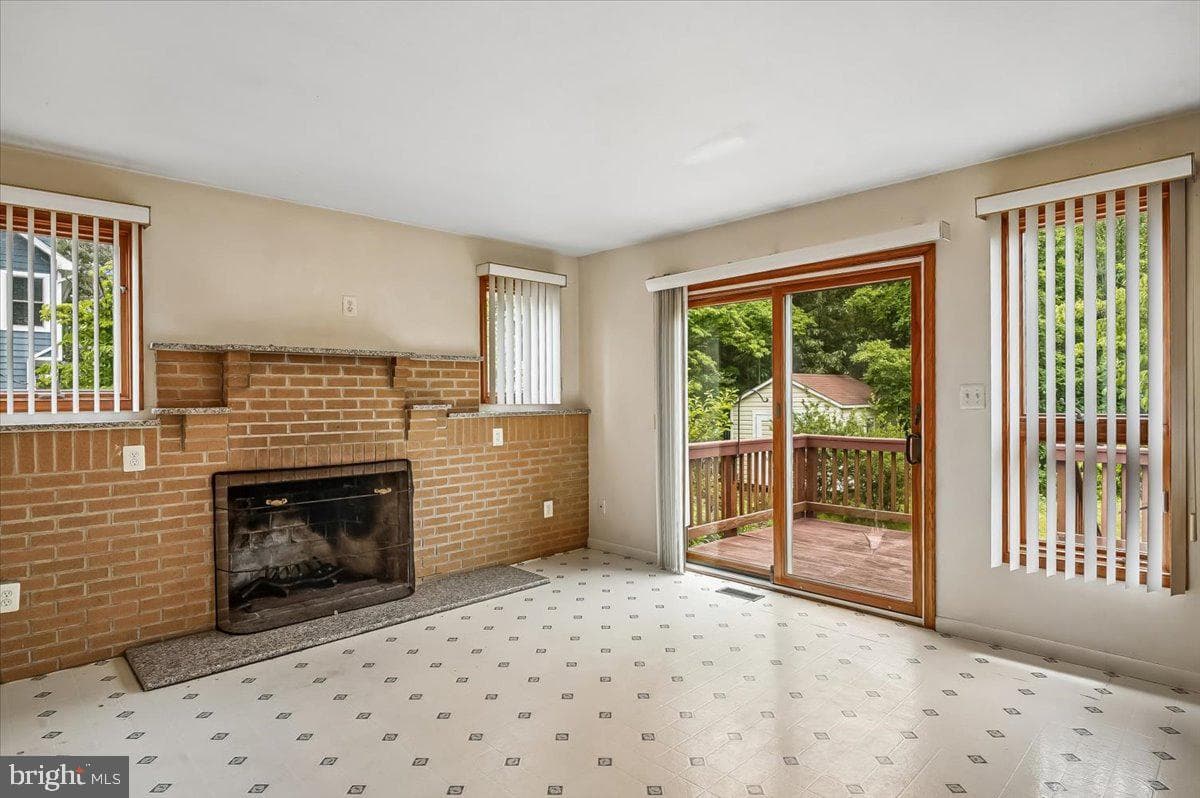 273 North Drive photo 8