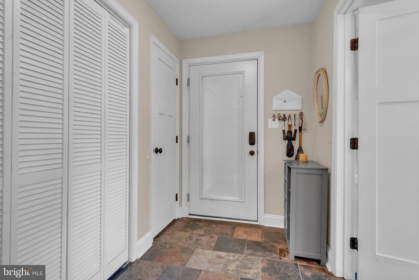 86 Riverside Drive photo 26
