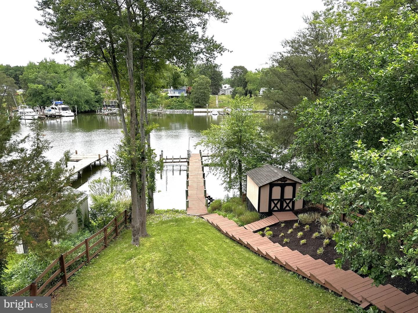 836 North Shore Drive photo 24