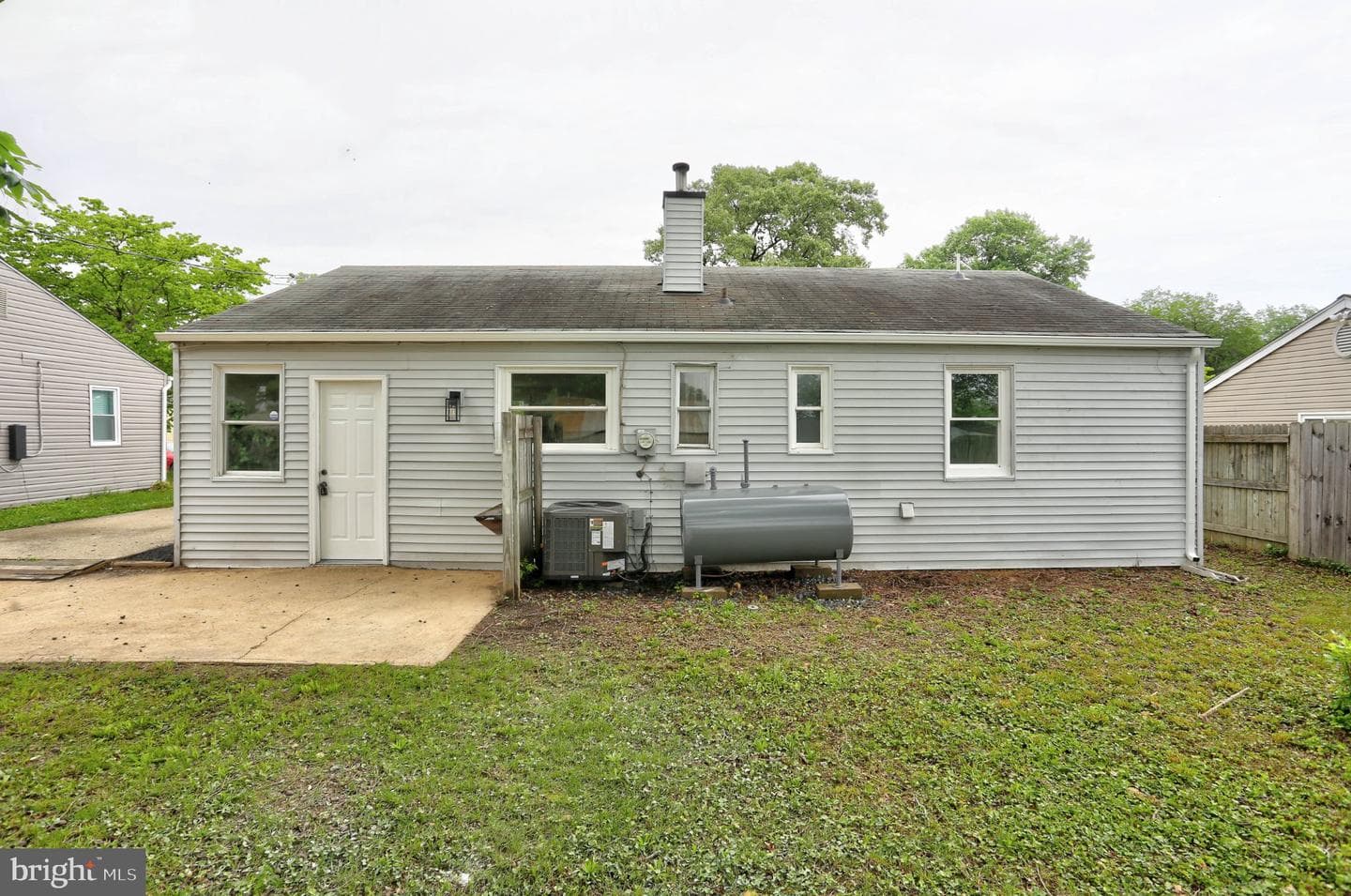 819 Dale Road photo 14