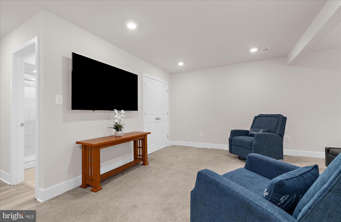 605 Lakemont Drive photo 13