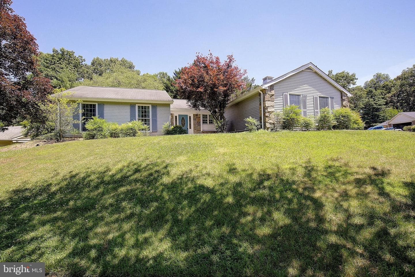 848 Deerwood Court photo 4