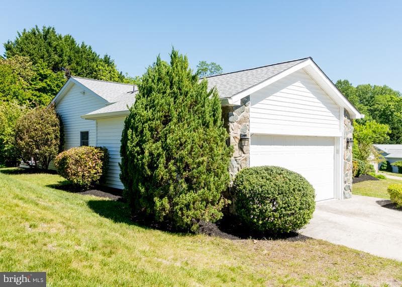 860 Boatswain Way photo 10