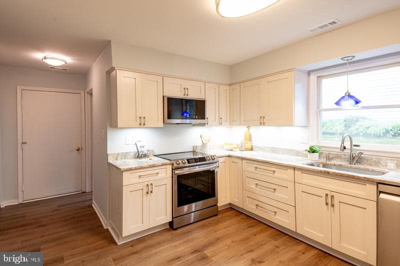 860 Boatswain Way photo 21