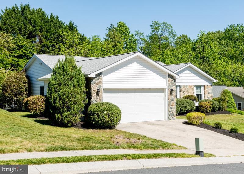 860 Boatswain Way photo 4