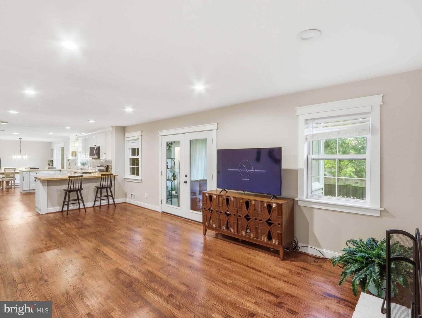 380 Sheffield Road photo 14