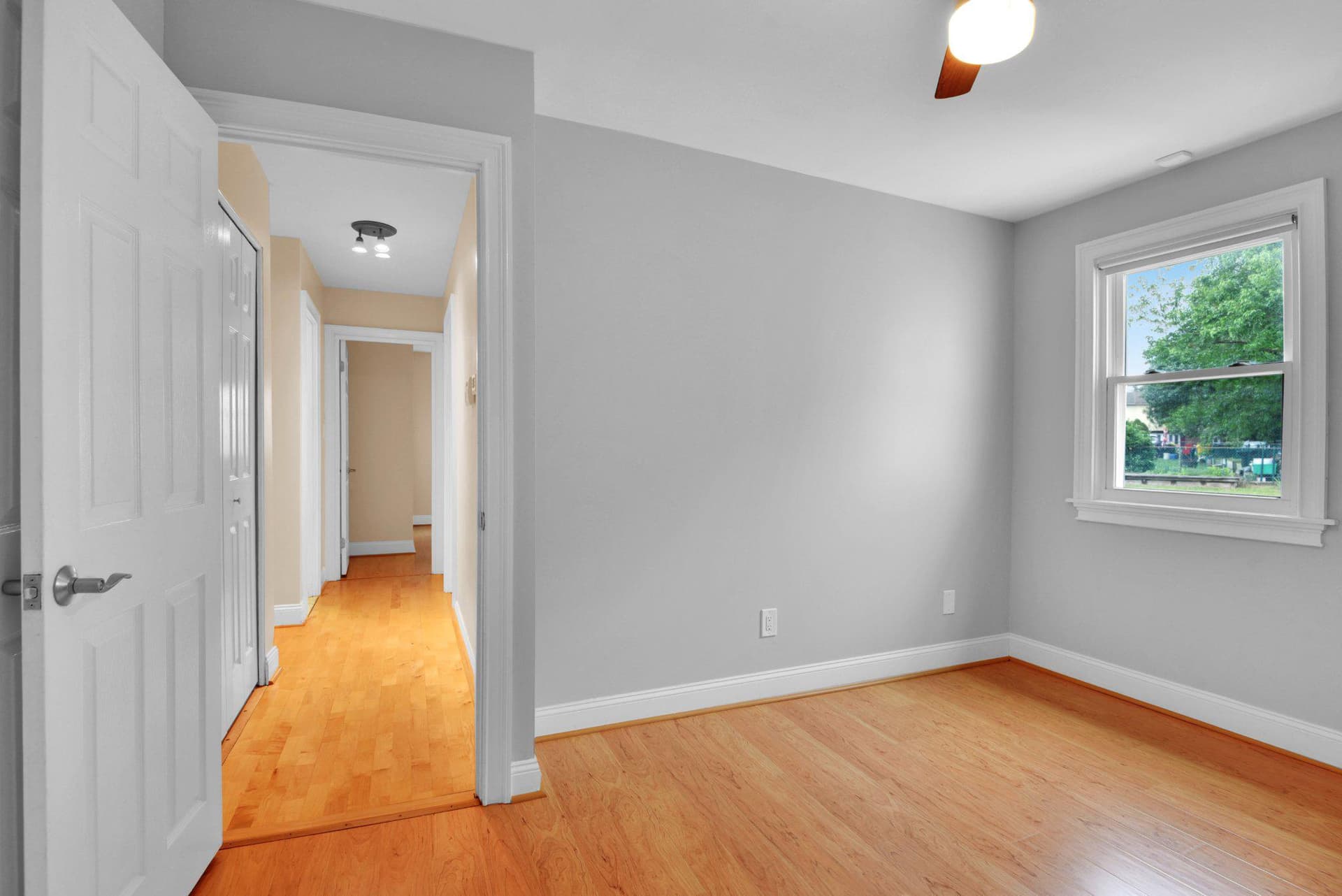 7729 Vena Court photo 17