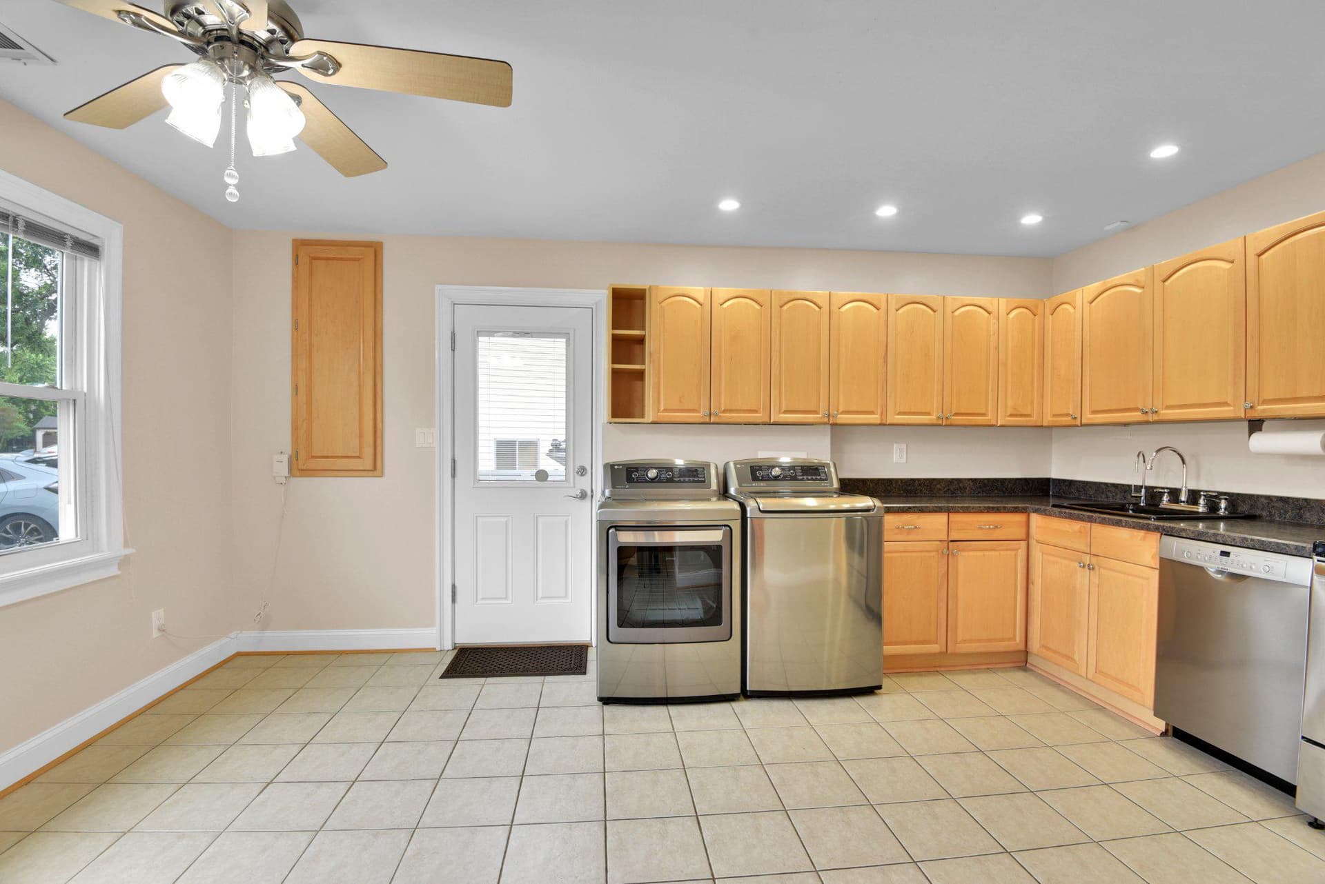 7729 Vena Court photo 7