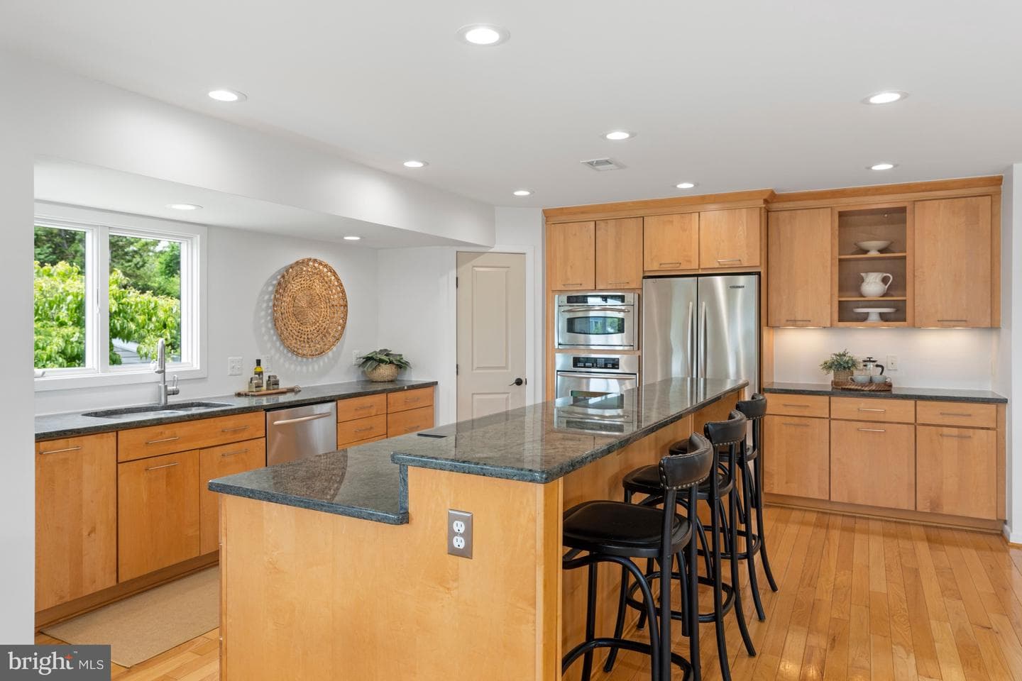 124 E Bay View Drive photo 8