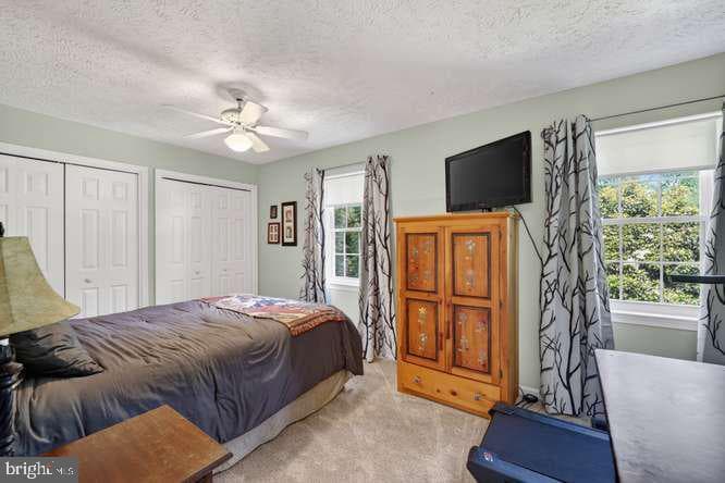 1307 Blackwalnut Court photo 30