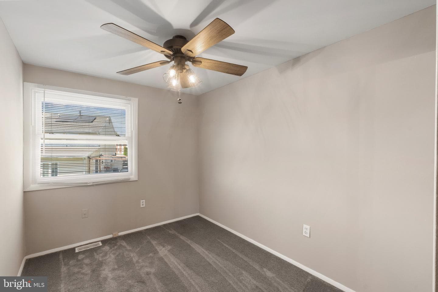 8582 Beacon Point Road photo 21