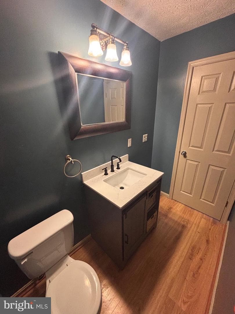 20 F Ironstone #20 F photo 12