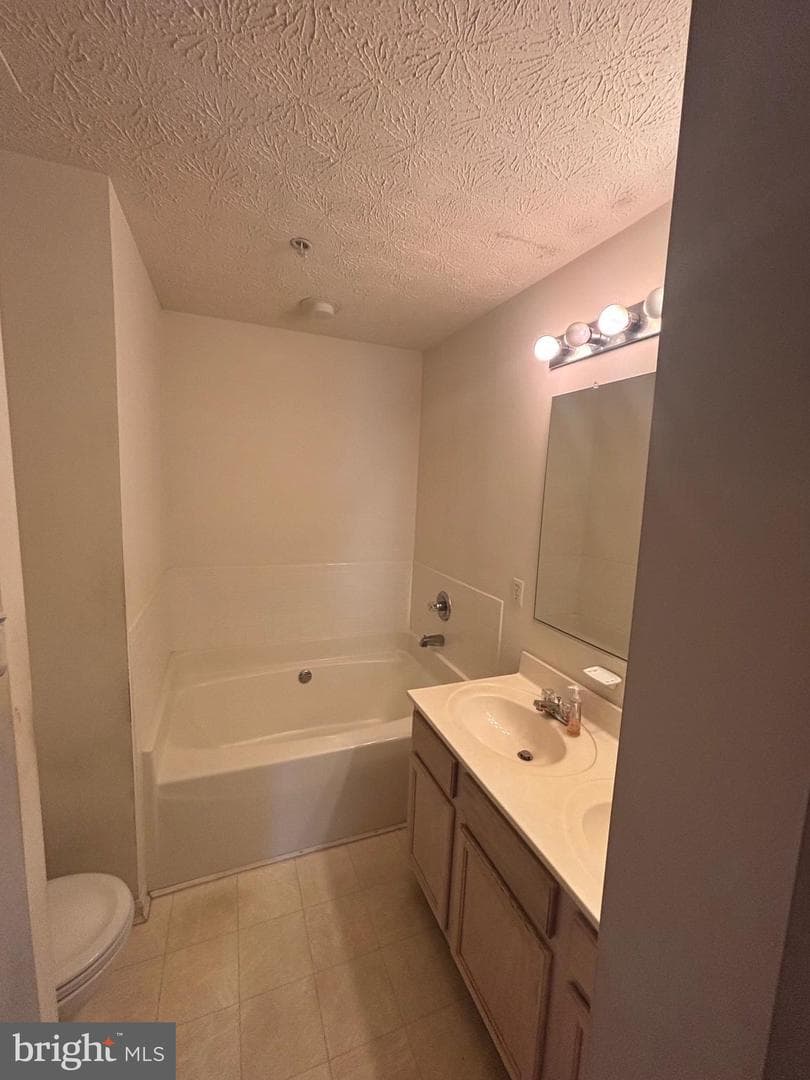 20 F Ironstone #20 F photo 34