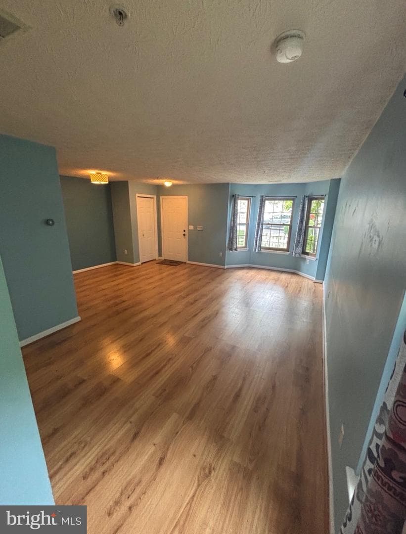 20 F Ironstone #20 F photo 5