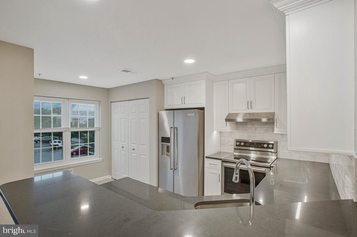 6506 Home Water Way #204 photo 7