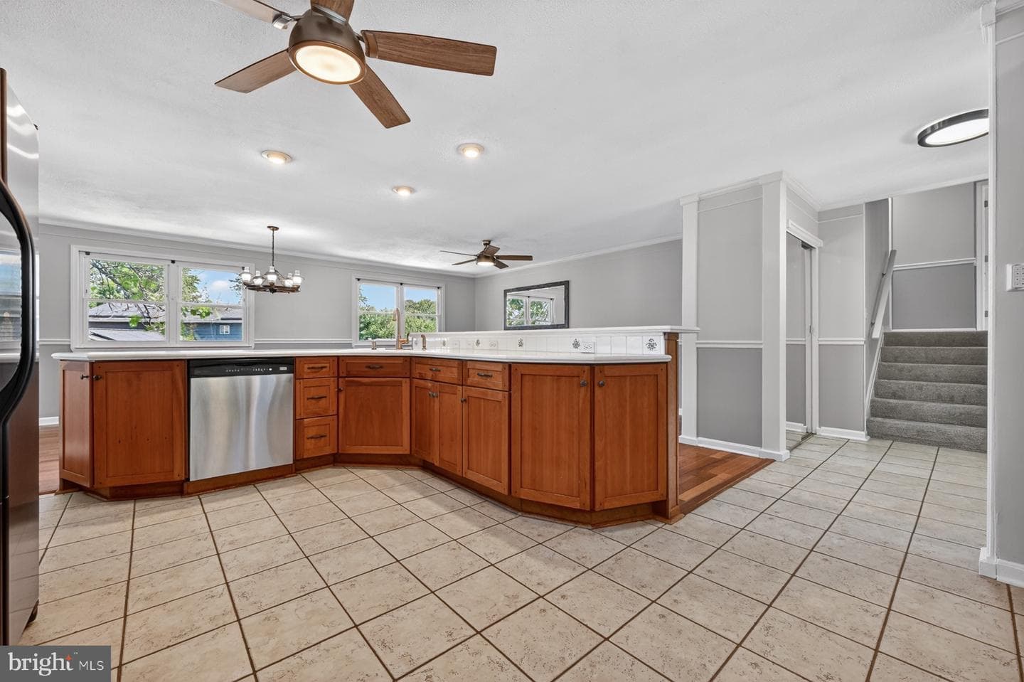 422 Ridgeview Court photo 12