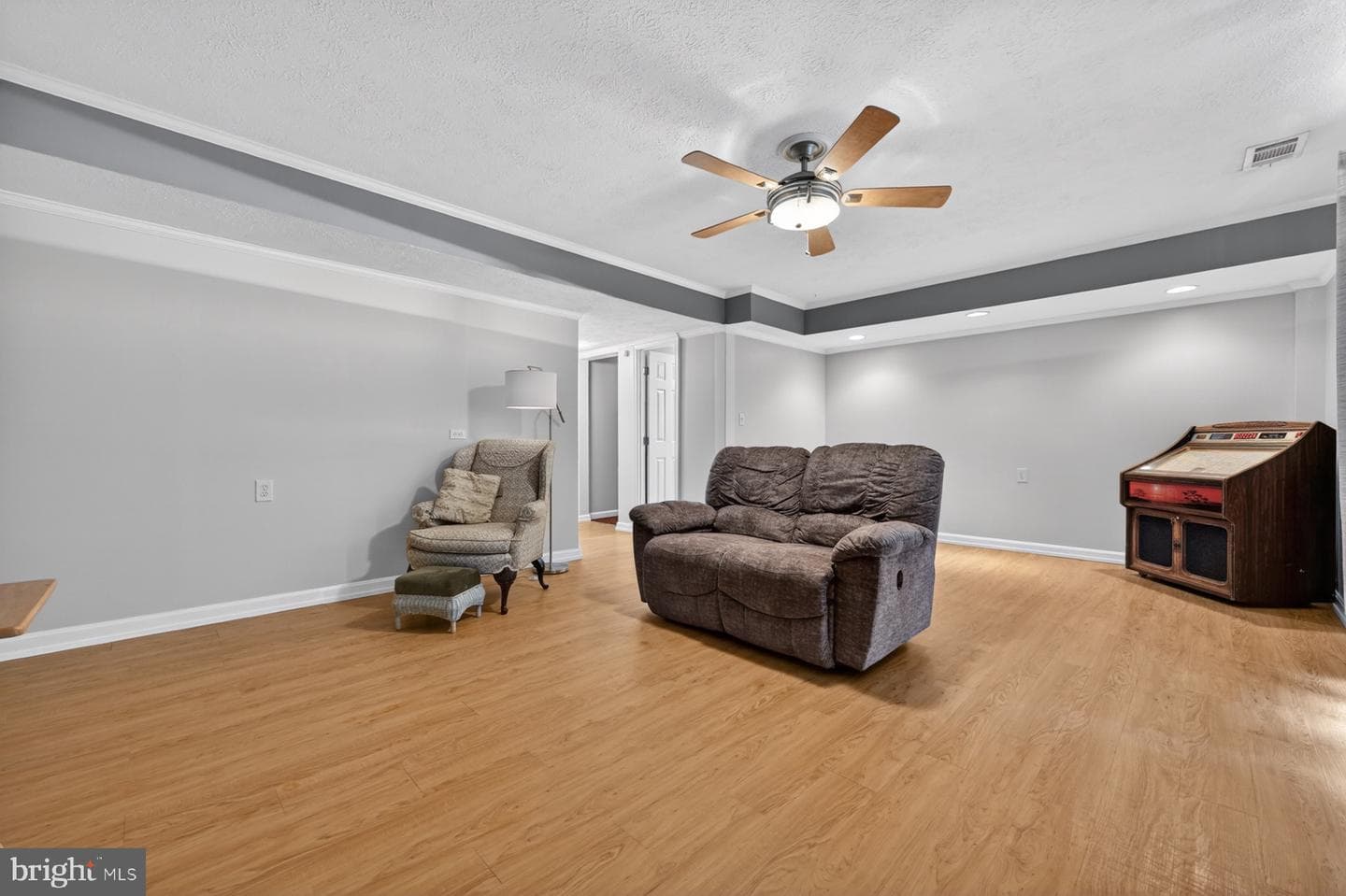 422 Ridgeview Court photo 35