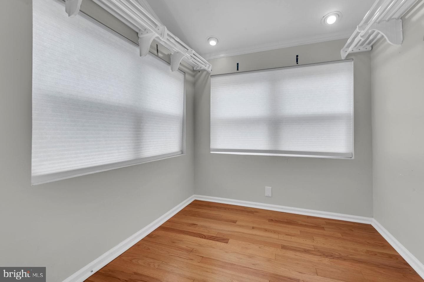 211 N Pindell Avenue photo 26