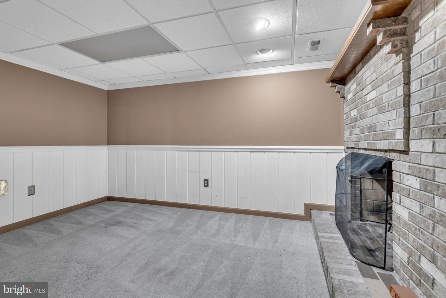 211 N Pindell Avenue photo 35