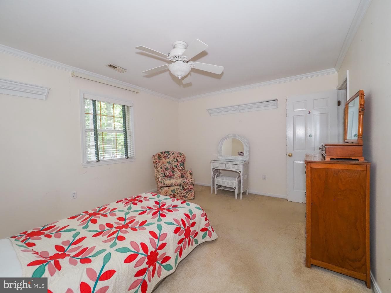 2644 Queen Anne Cir photo 13