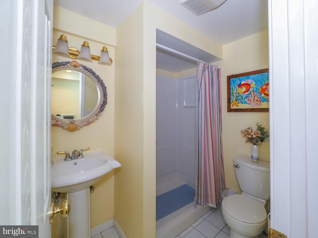 2644 Queen Anne Cir photo 17