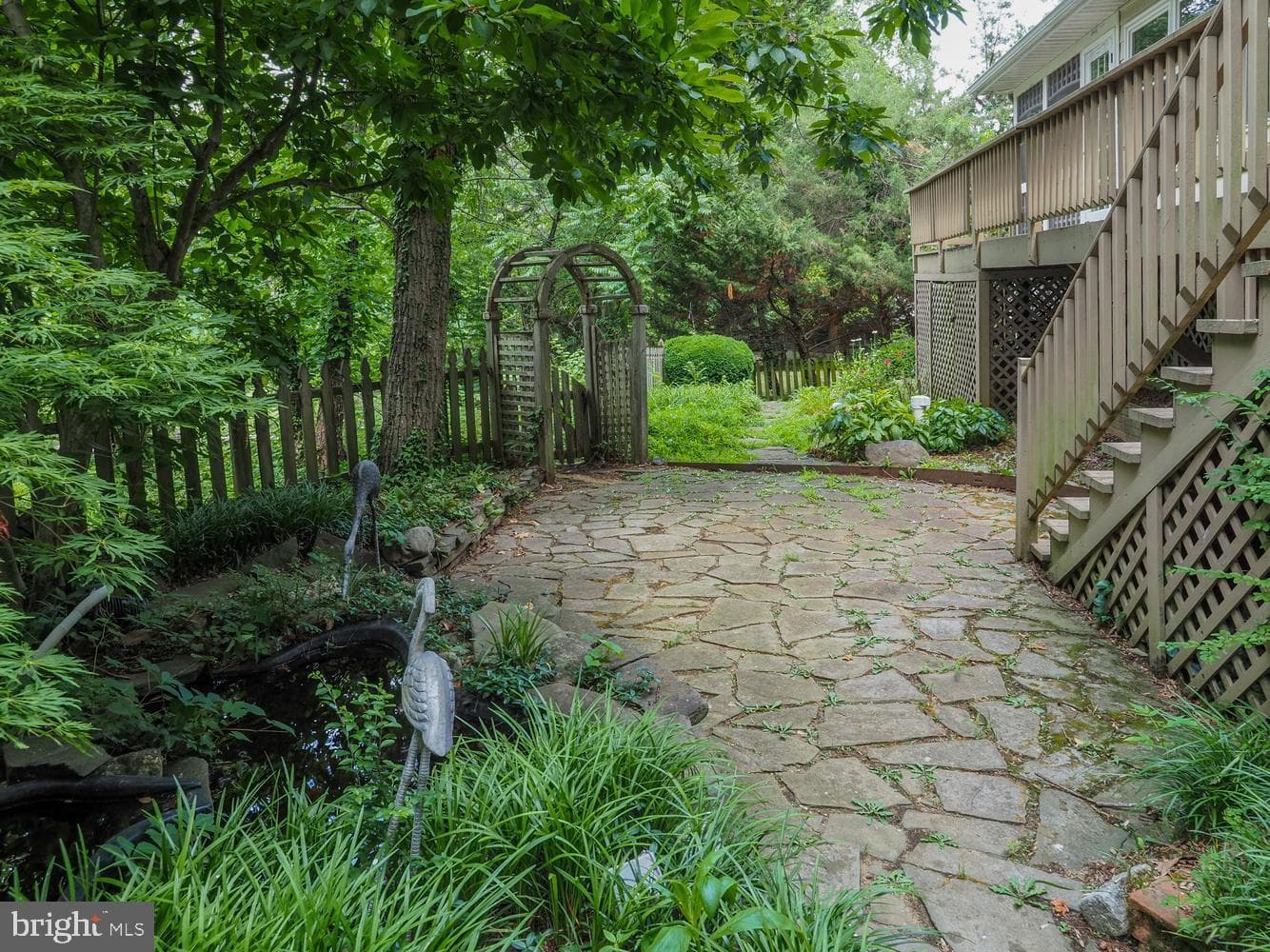 2644 Queen Anne Cir photo 24