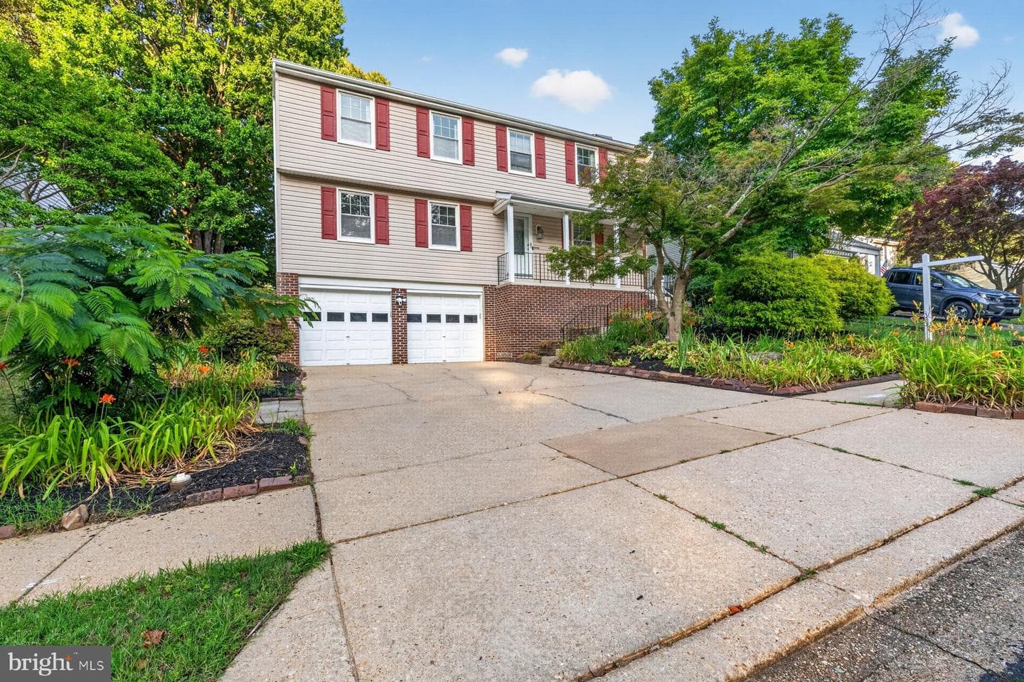 935 Marine Drive, Annapolis