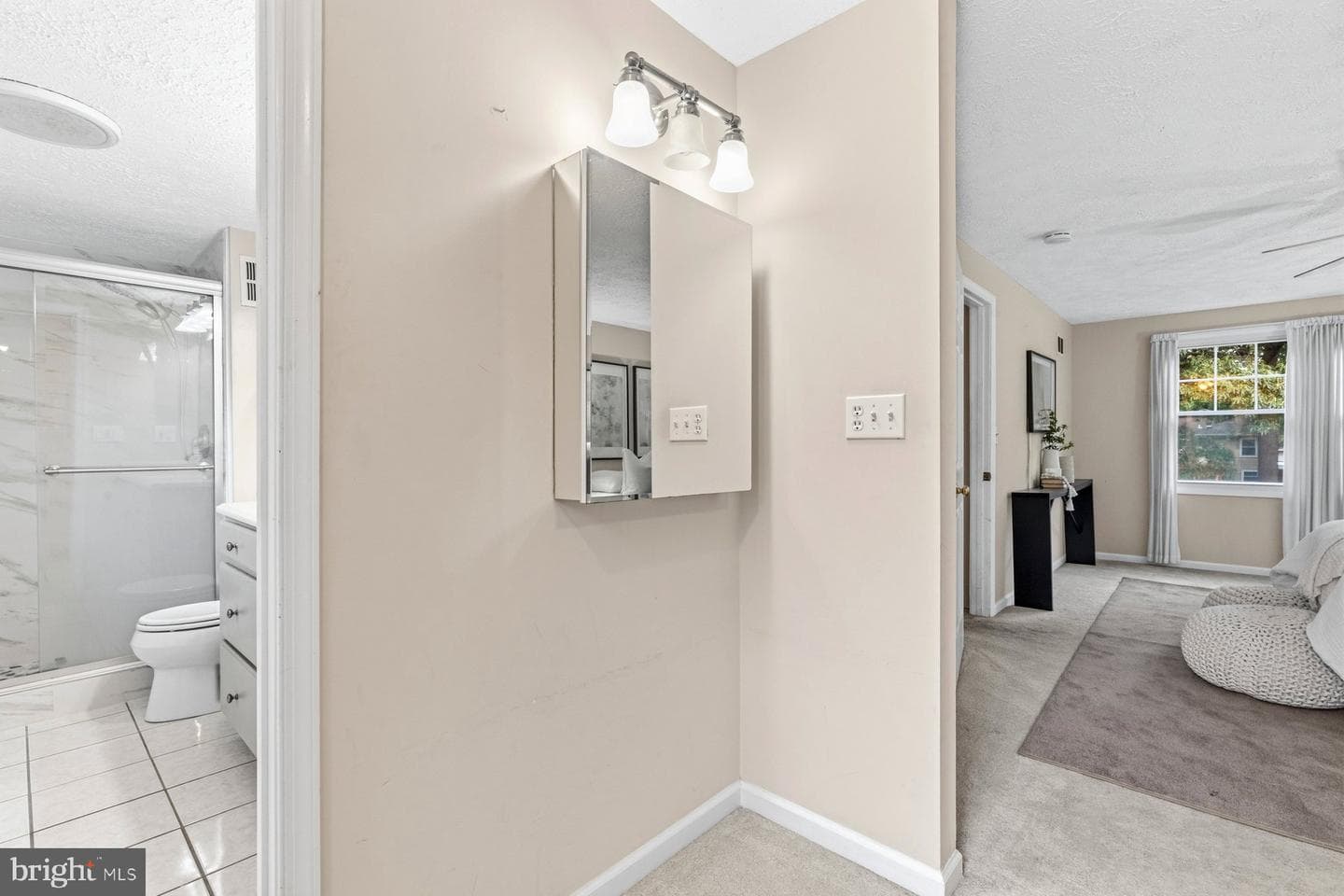 935 Marine Drive photo 28