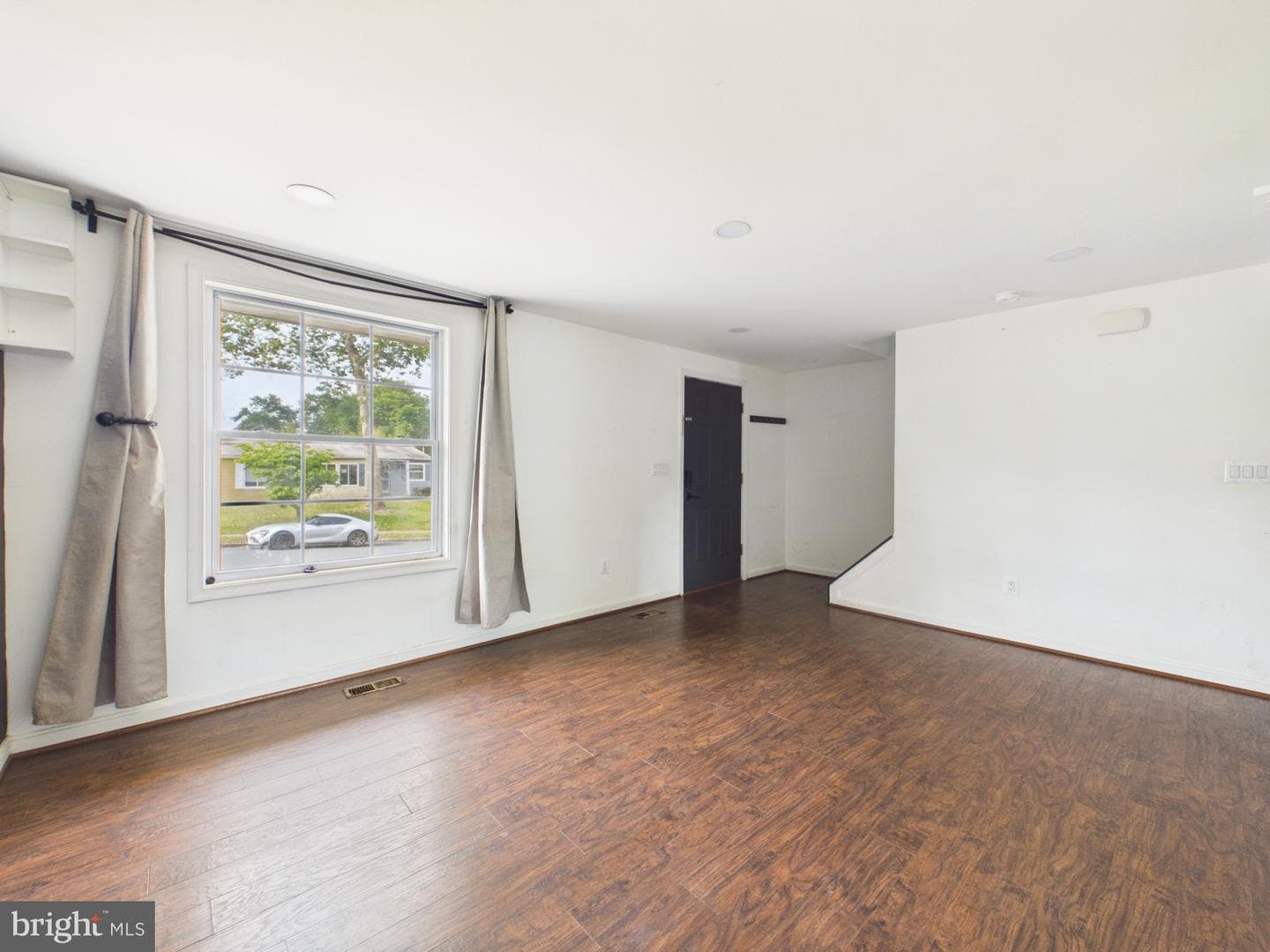 1358 Raleigh Drive photo 5