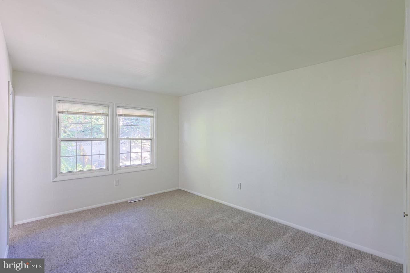 1327 Farrara Dr photo 20