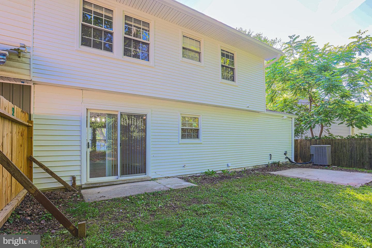 1327 Farrara Dr photo 29