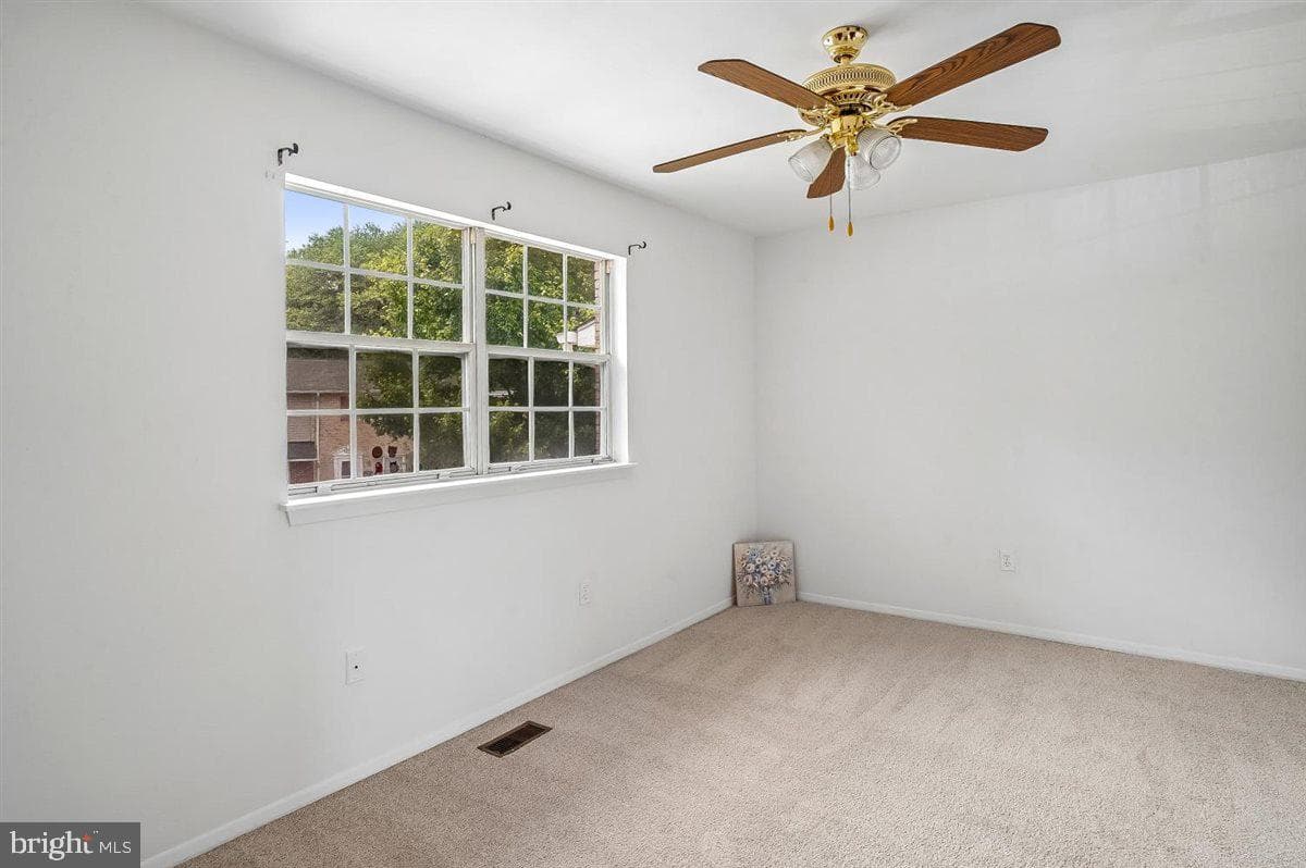 122 Merryman Court photo 22