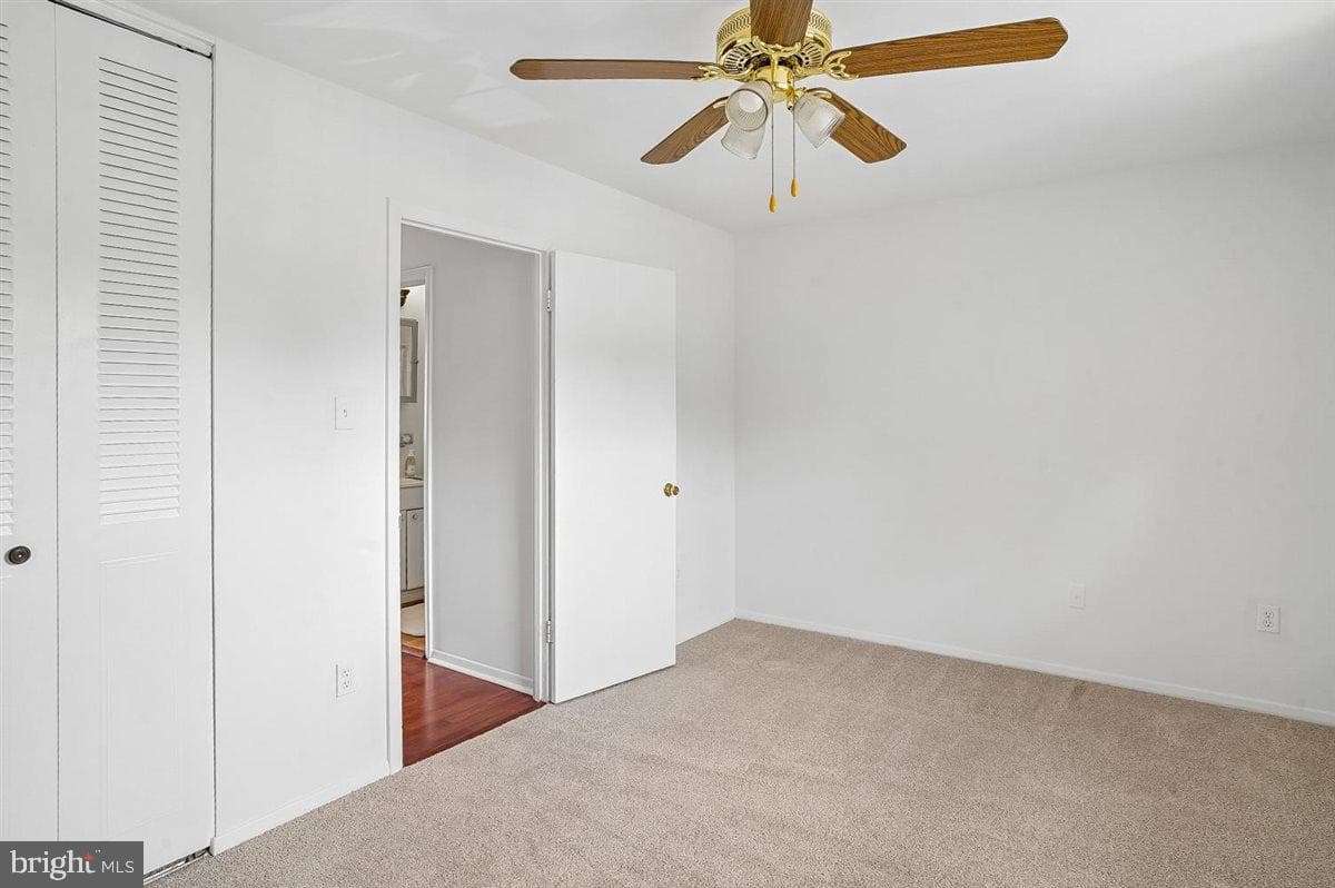 122 Merryman Court photo 24