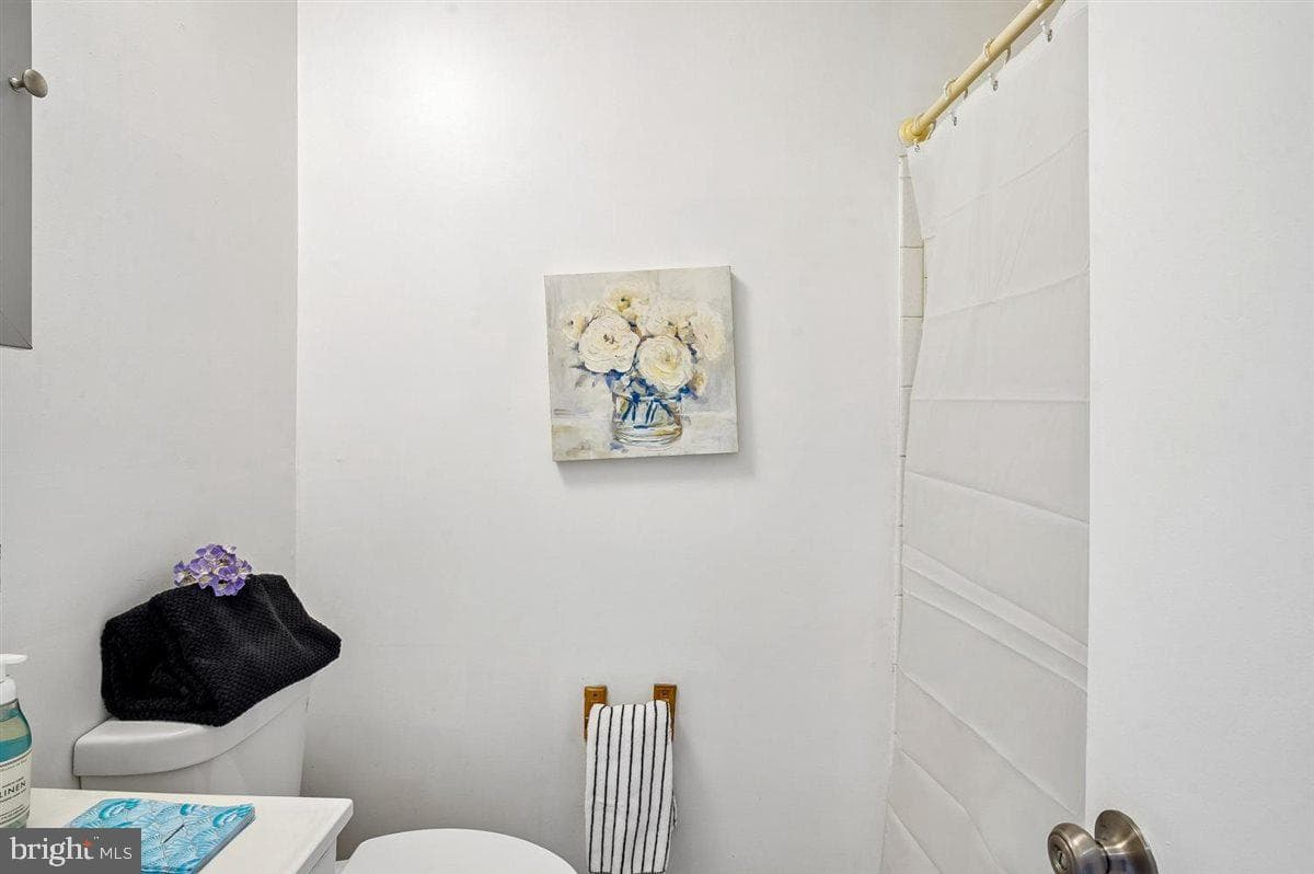 122 Merryman Court photo 28