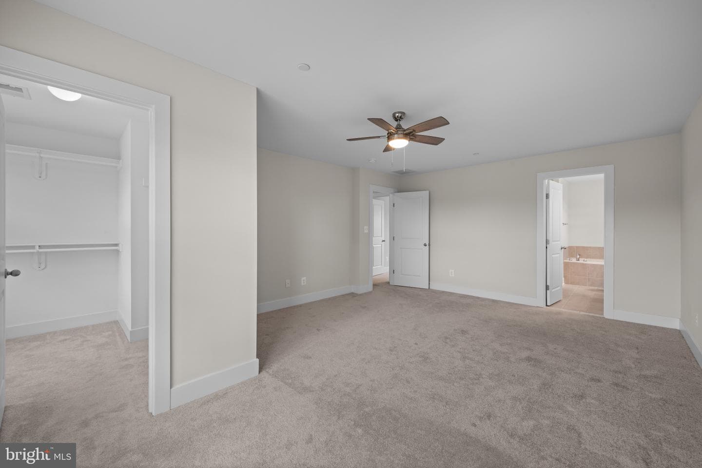 5707 Lowell Street photo 22